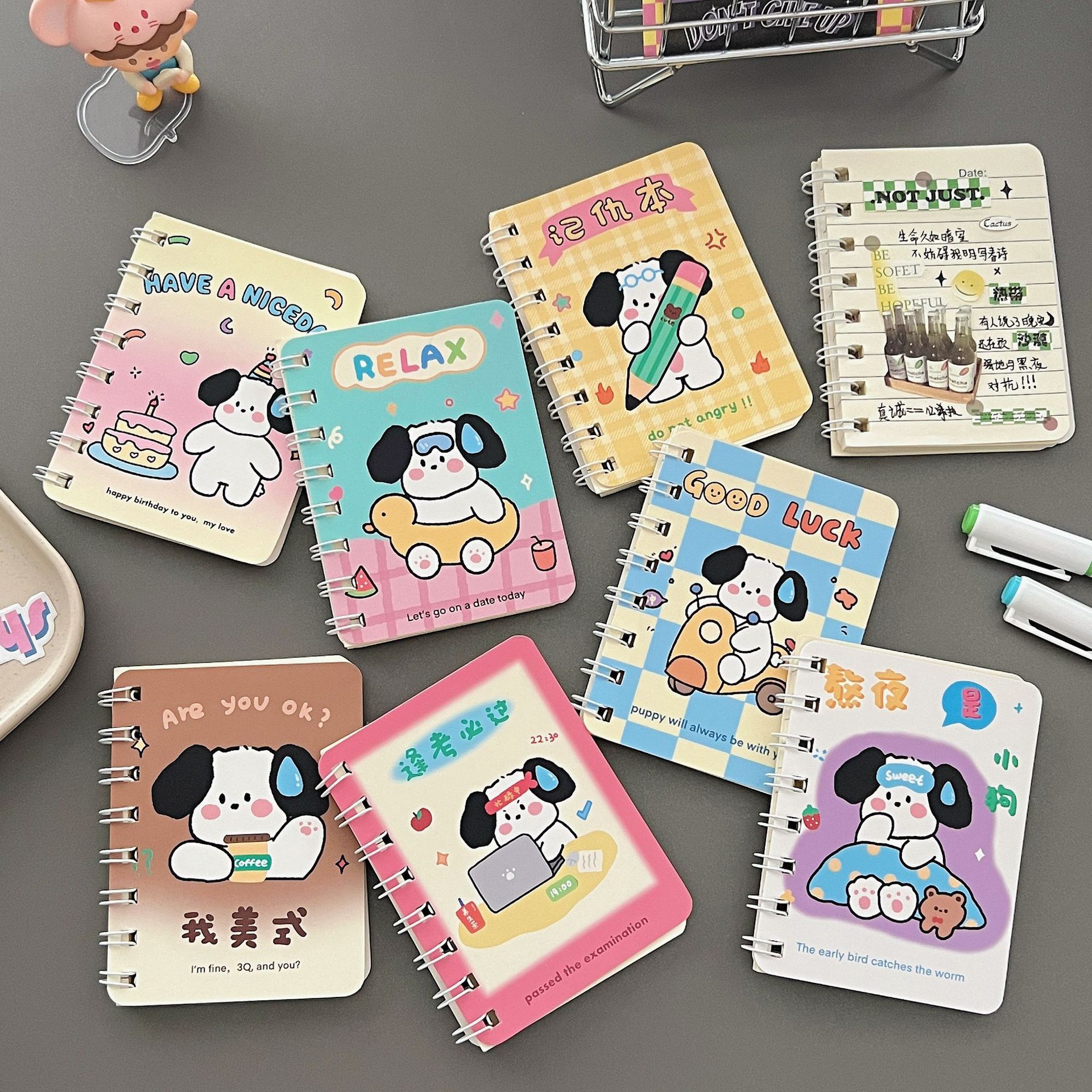 Cute Cartoon Portable Mini Flip Notepad display picture 1