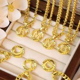 跨境TK热销镂空圆形26字母吊坠项链简约风格锁骨不掉色项饰批发