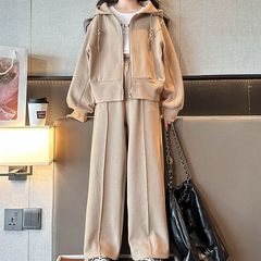 女の子の早秋の新型フード付きコートのワイドパンツ2セット2023中の子供のレジャースポーツスーツが流行しています。