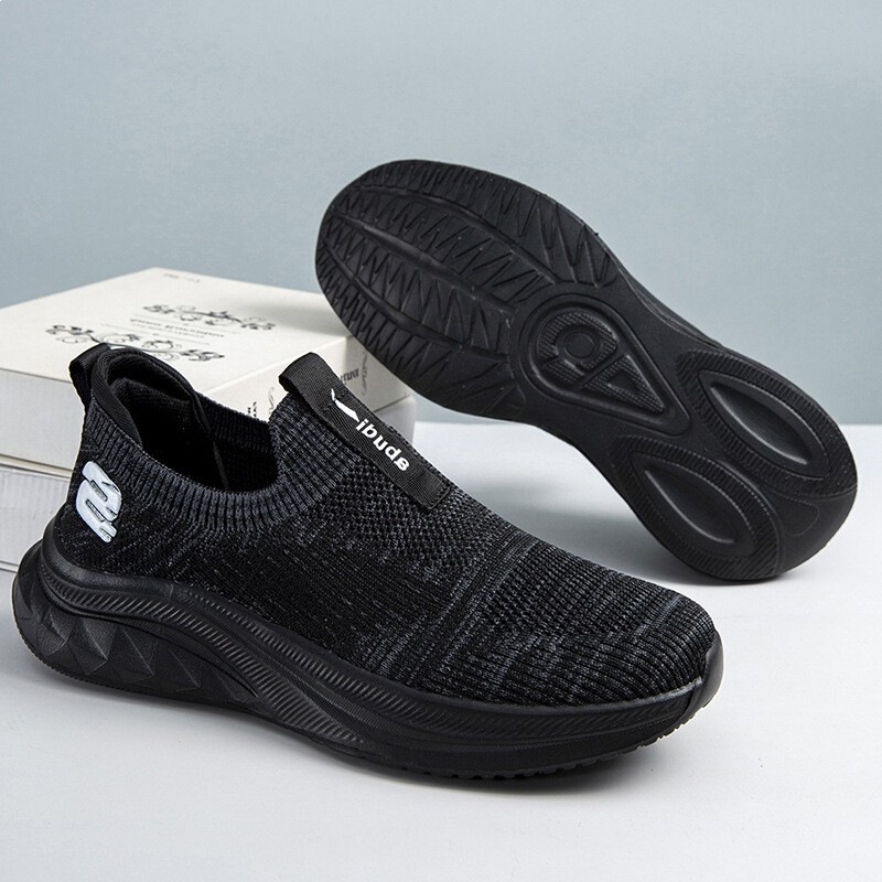 Comfortable, Lightweight Casual Shoes, Slip-On Mesh Breathable Lazy Shoes, Fly-Knit Men's Shoes, Elderly Walking Shoes, Cross-Border