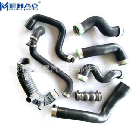 Suministro directo de fábrica para el tubo de admisión de aire de alta calidad Mazda AJB413221A,AJB4-13-221A