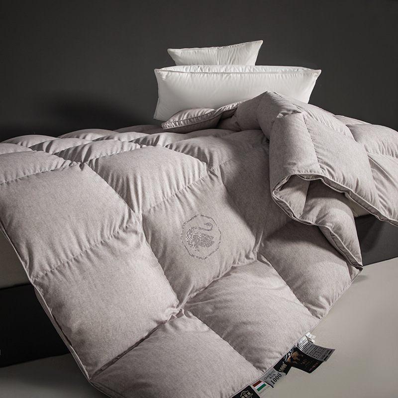 Similar to a certain brand, 95% white goose down, pure cotton textured down duvet, suitable for spring and autumn, goose down duvet core, thickened winter quilt, wedding bedding
