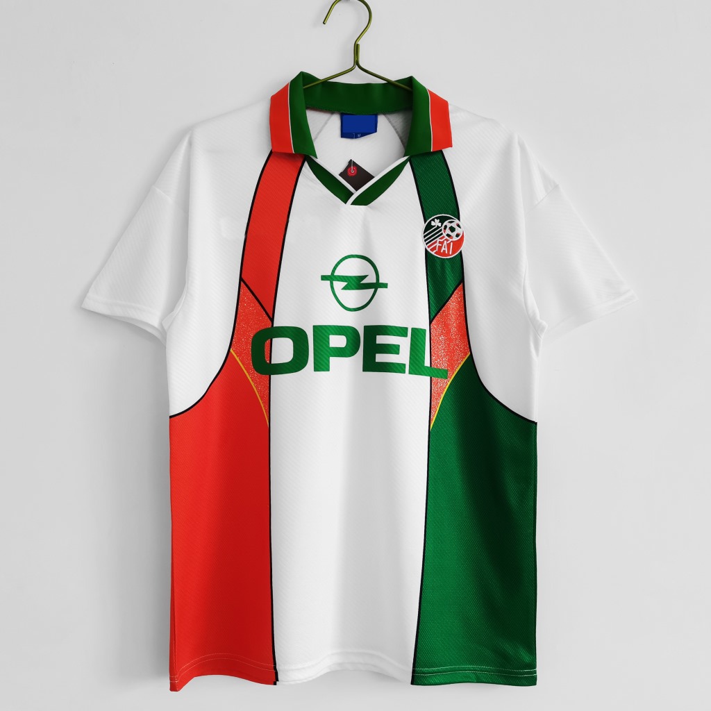 9496 Ireland home green away white class...