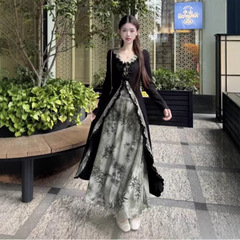 新中式国风V领正肩连衣裙女2025早秋新款大码胖mm清冷感禅意长裙