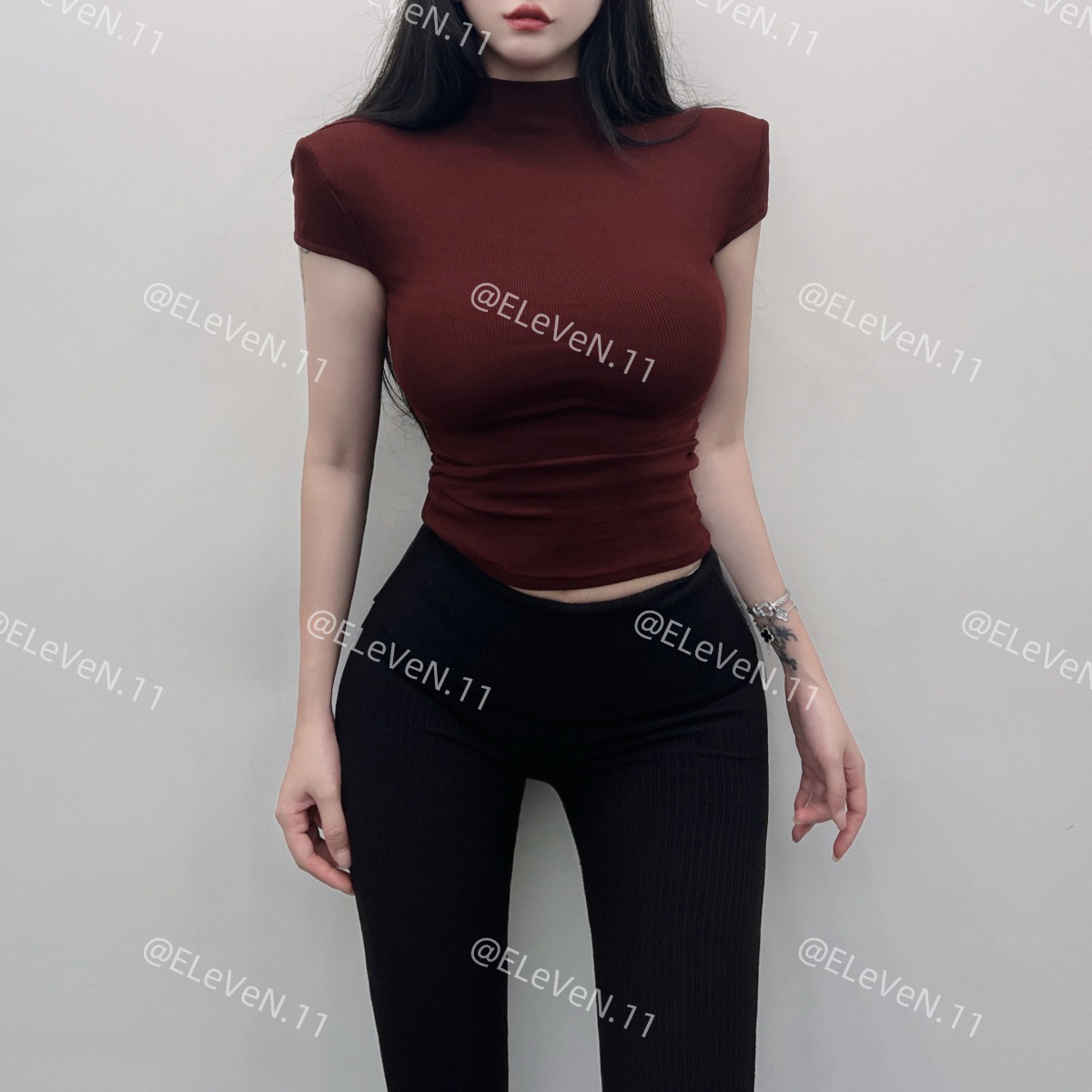 진한 빨간색