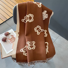 新款线条小熊仿羊绒围巾女韩版冬季可爱百搭围脖保暖防寒加绒披肩