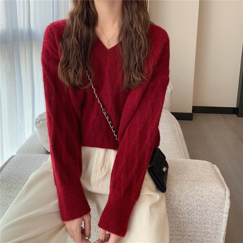 秋冬女装红色毛衣本命年龙年跨年穿搭氛围感减龄v领上衣针织衫春
