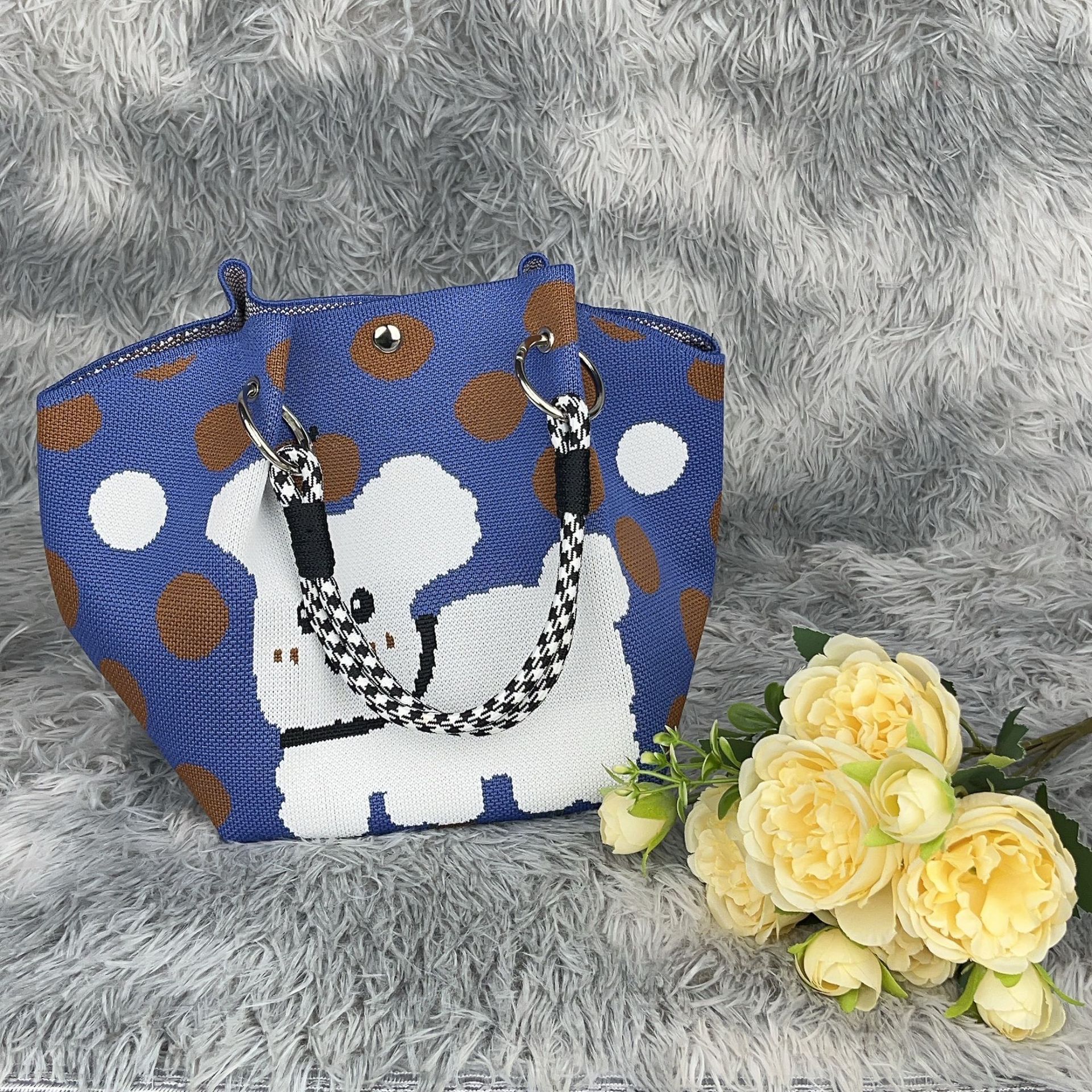 Bolsa de punto bolsas de dibujos animados para mujeres lindas bolsas de regalo de mano bolsas de bocadillos prácticas versátiles bolsas de cubo baratas gran capacidad