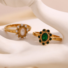 欧美时尚小众轻奢气质复古手饰不锈钢镀18K金裙边满钻奢华戒指女