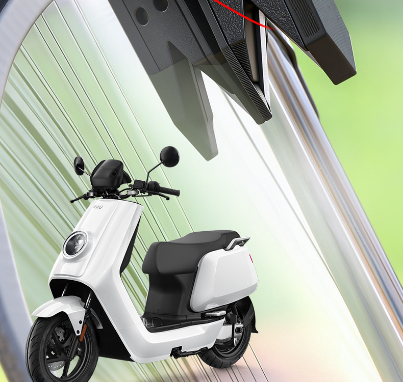 Motorcycle Windshield Anti-Kite Line Cutting Device, Anti-Cut Kite Line and Thin Line Cutter, Universal for Electric Vehicles