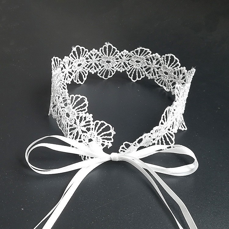 Lace Collar and Eye Mask Set with Bow Detail, Black Neck Accessory — detail image 11