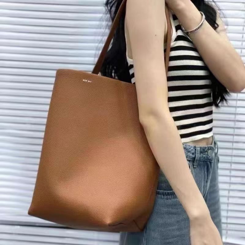 Row Genuine Leather Large Capacity Bucket Bag Soft Leather Luxury Commuter Tote Shoulder Handbag For Women - Thumbnail 2
