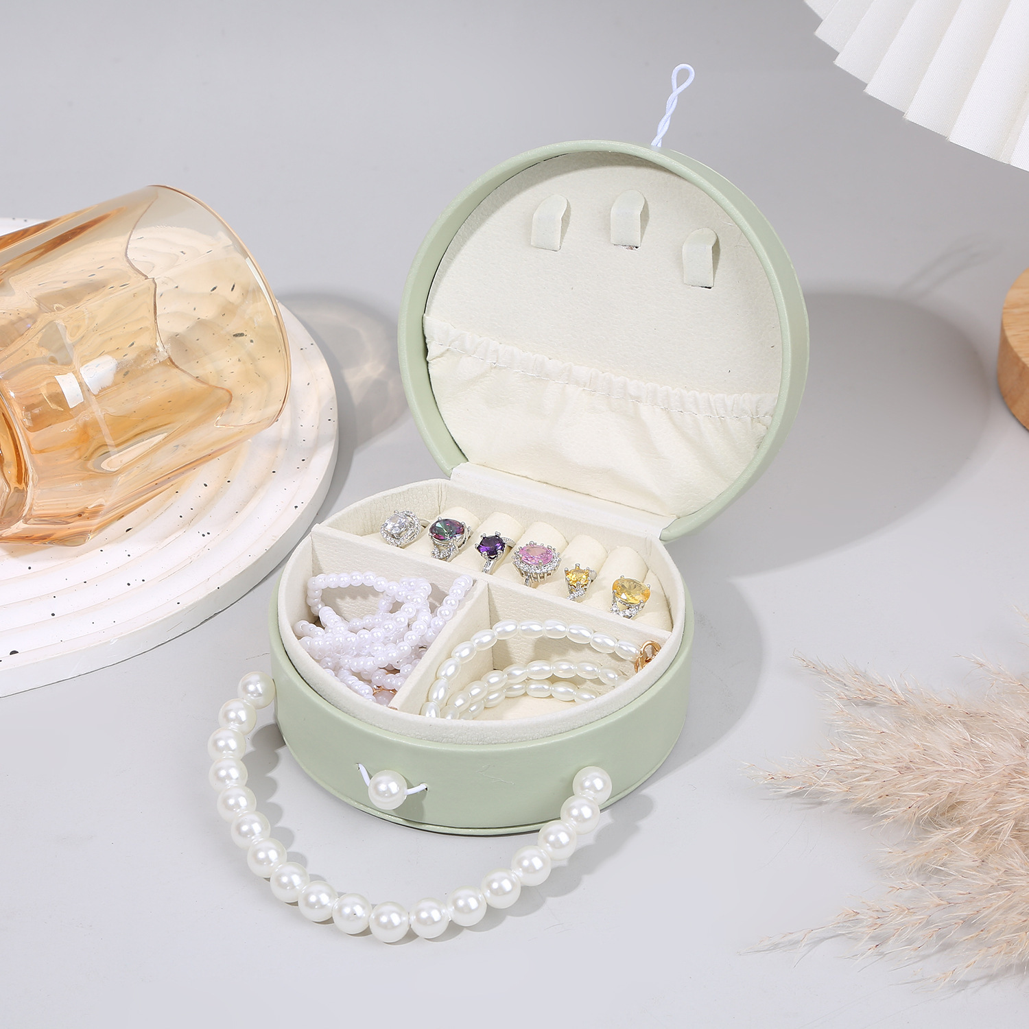 Caja de joyas portátil de perlas para niños niñas regalo de cumpleaños caja de regalo de joyas para niñas pequeñas caja de princesa