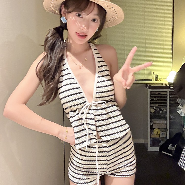 2025 New Sweet Girl Retro Striped Simple Split Swimsuit High Waist Covering Belly Slimming Vacation Swimsuit for Women
