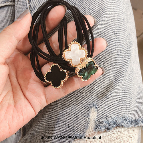 The clover that symbolizes luck ~ hair tie, hair accessory, rubber band, Korean hairband, flower, elegant, simple style and versatile