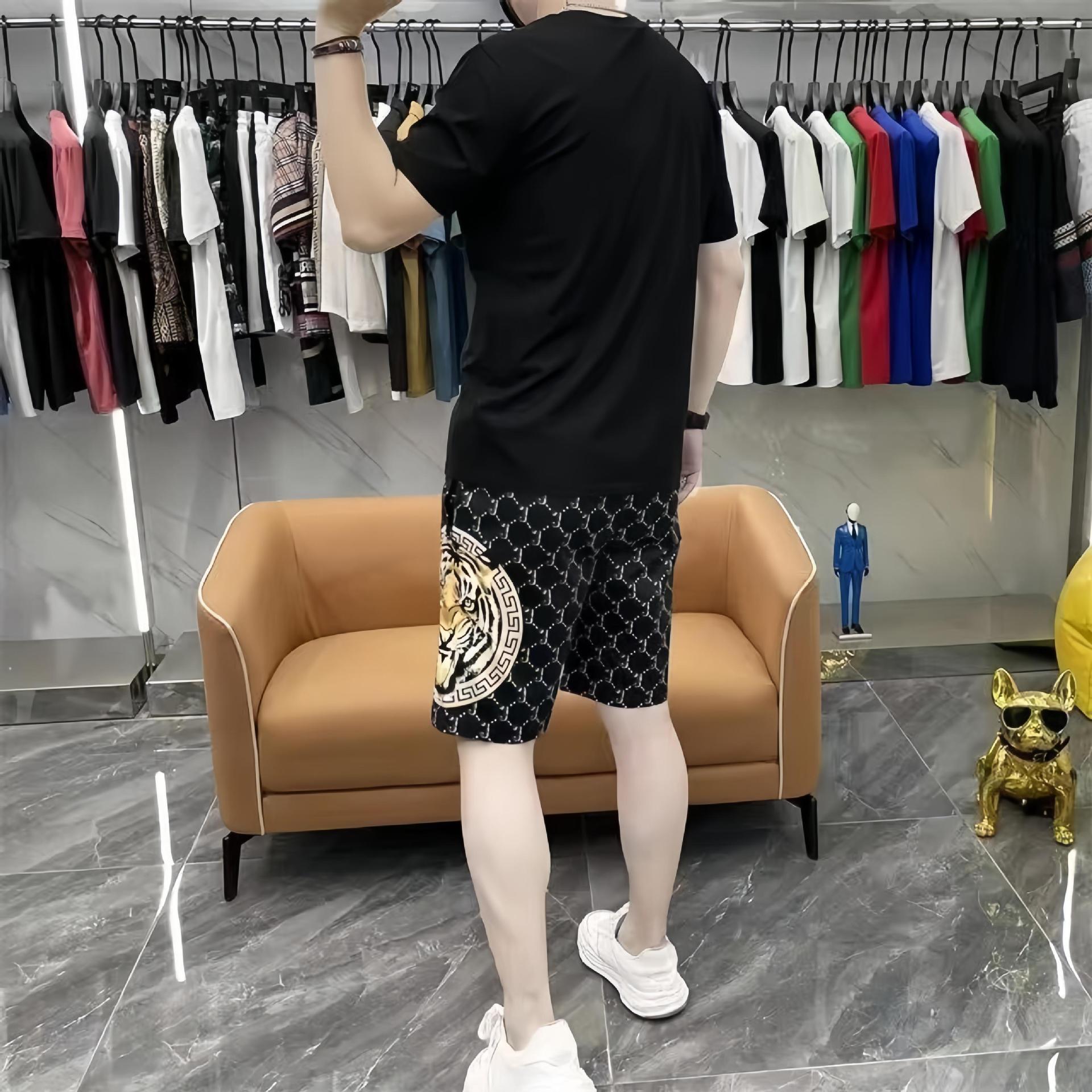 2025 Summer Fashion Brand New suit Men's Tiger Head T-shirt Short Sleeve Shorts Casual Men's Fashion Set with Handsome