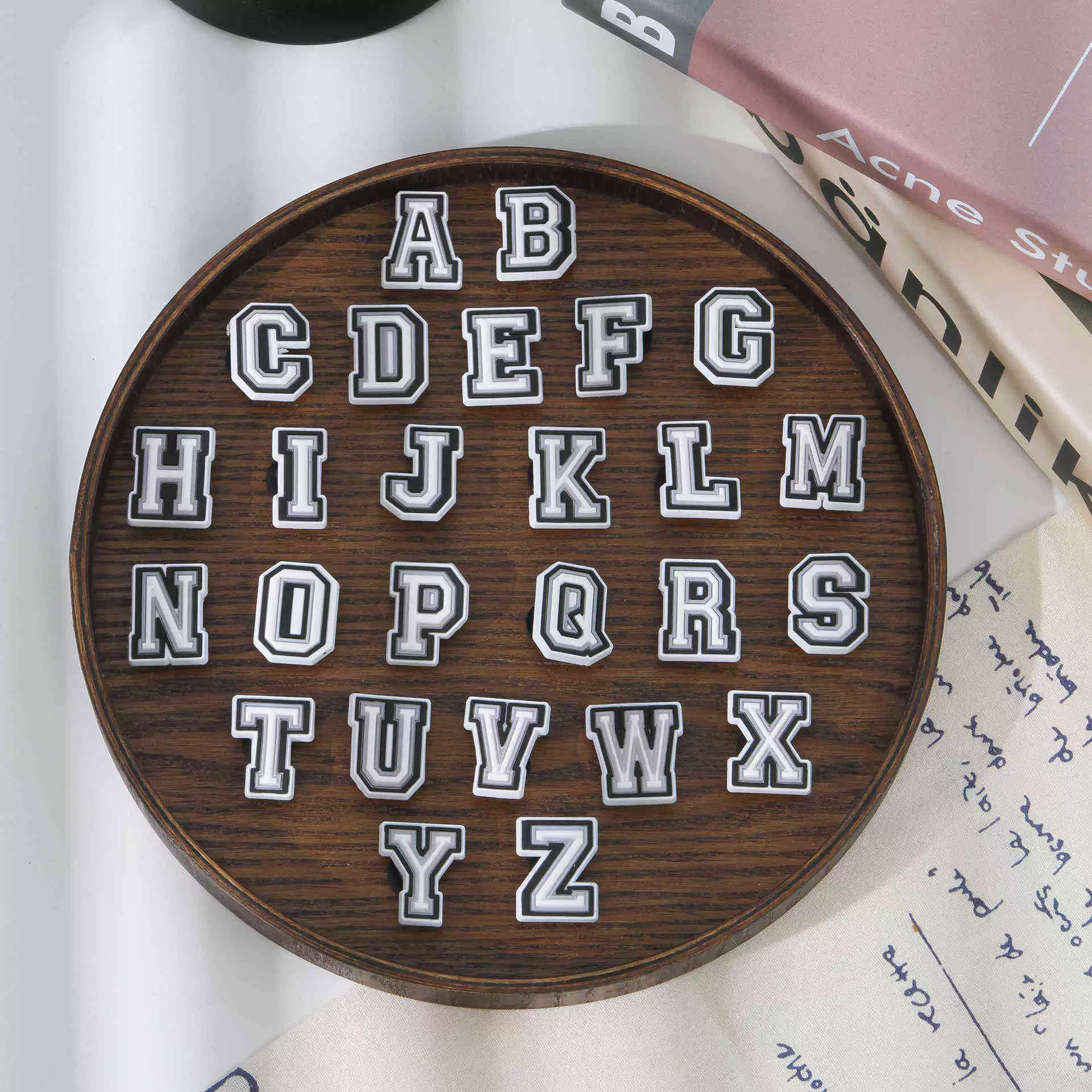 Оптовая продажа декоративных цветов для обуви, съемные аксессуары для обуви, мультяшные аксессуары для обуви, милые пряжки, креативные пряжки для обуви, оригинальные аксессуары для обуви