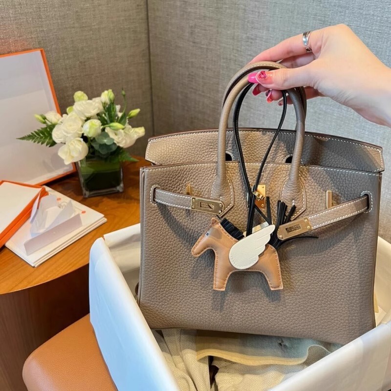 国境を越えた女性用バッグの供給 Douyin プラチナバッグ 本革ポータブルケリーバッグ ハイエンドファッション多用途ショルダークロスボディバッグ|undefined