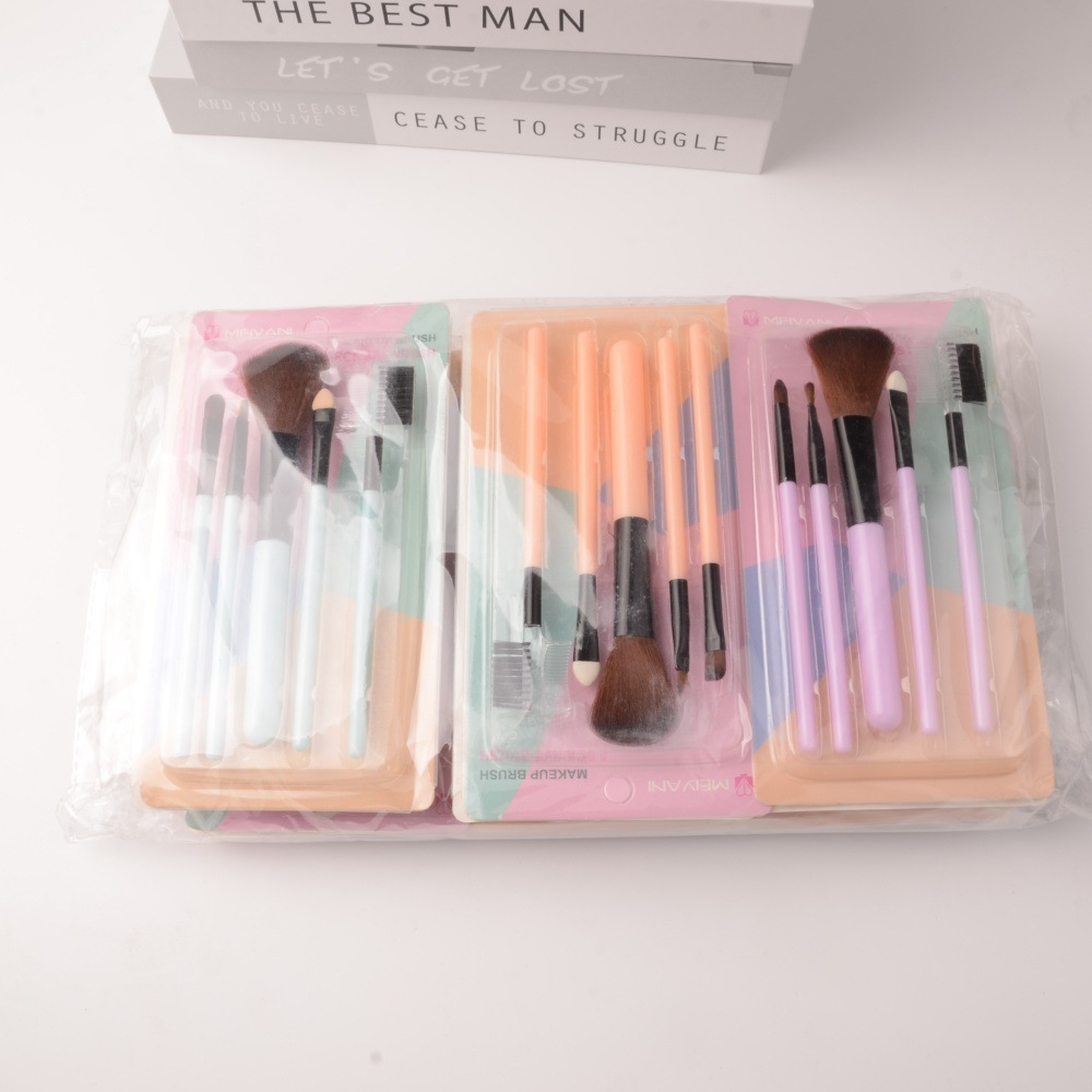 Various makeup sets, bestselling soft eyeshadow brushes, elegant makeup brushes for beginners, powder brushes, blush brushes, makeup brushes