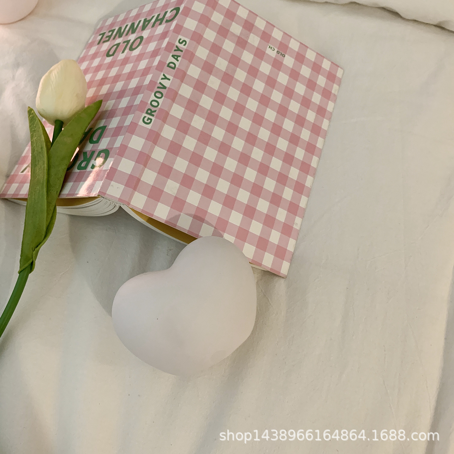 O1CN01li9r5o1MBs0N8vSZh_!!5766