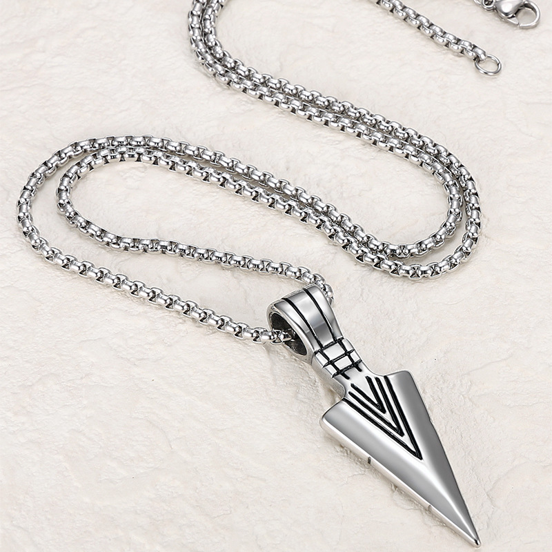 arrow necklace 3