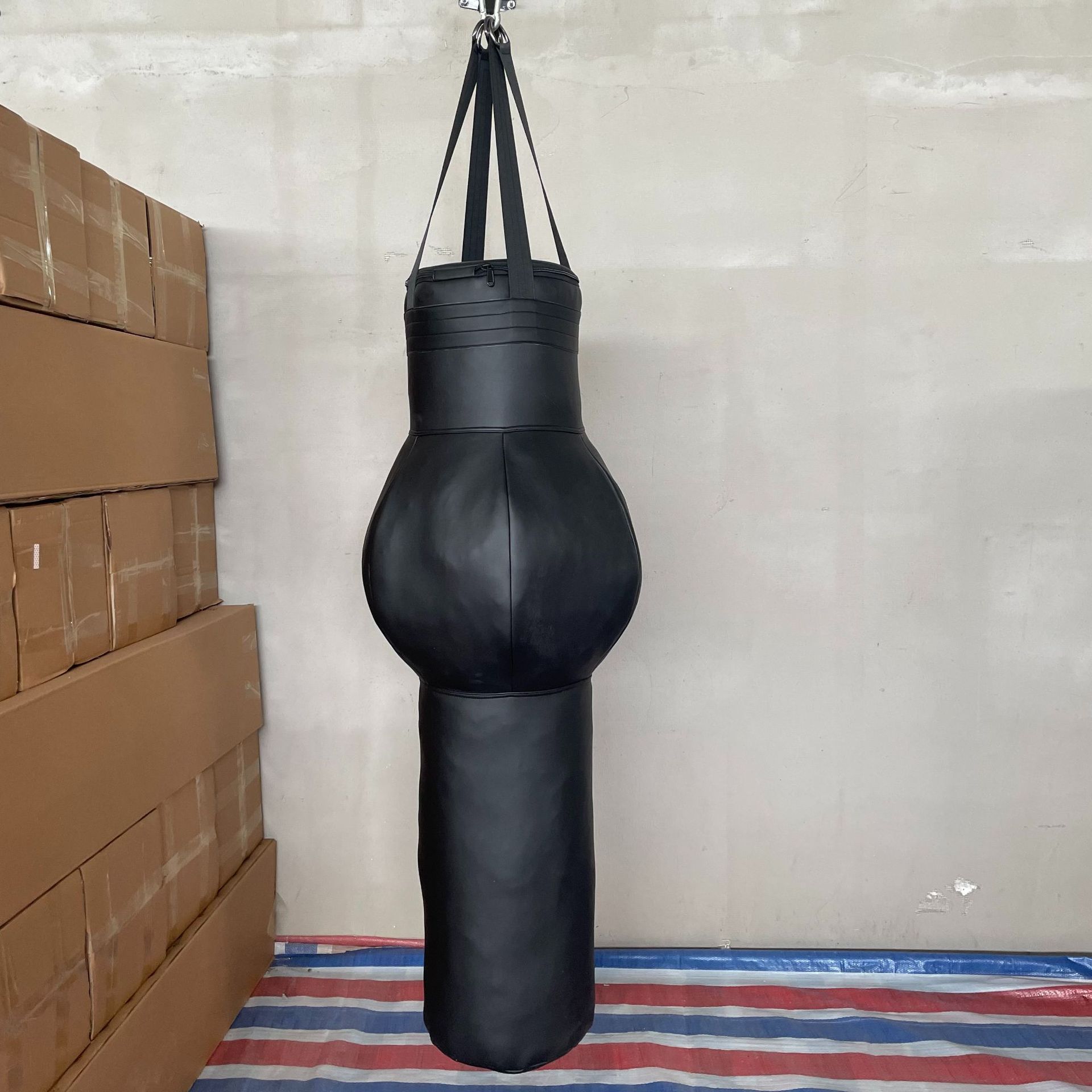 Bolsa de arena de boxeo colgante venta al por mayor artes marciales taekwondo tailandés Sanda ENTRENAMIENTO BOXEO bolsa de arena sólida lucha