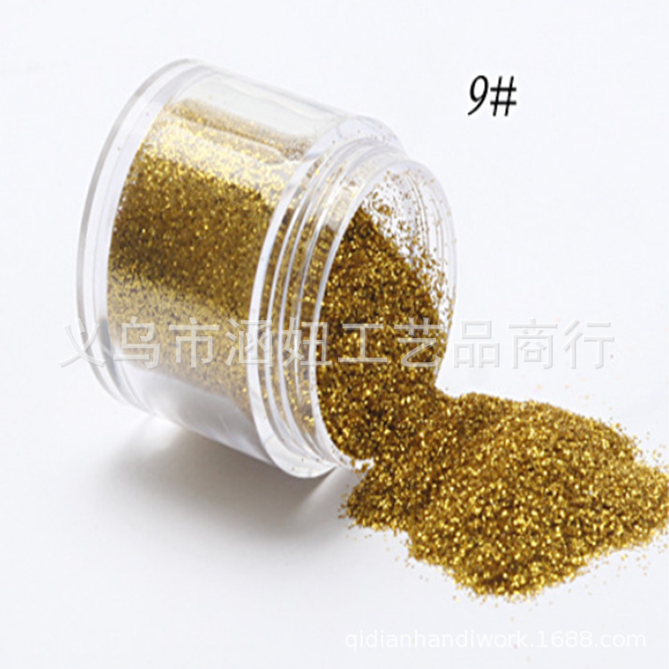Flashing glitter powder for manicure
