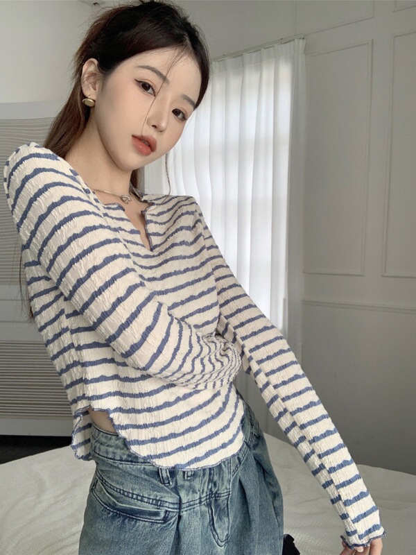 2025百搭v领条纹长袖T恤女2023春季辣妹短款jazz设计感不规则上衣|undefined