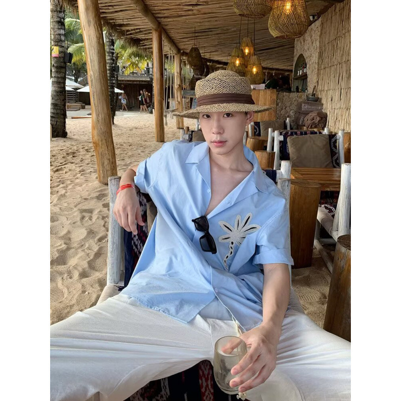 Coconut Tree Embroidered Short-Sleeved Shirt for Men, Hawaiian Resort Style Outfit, Lazy Loose Casual Lapel Shirt, Trendy