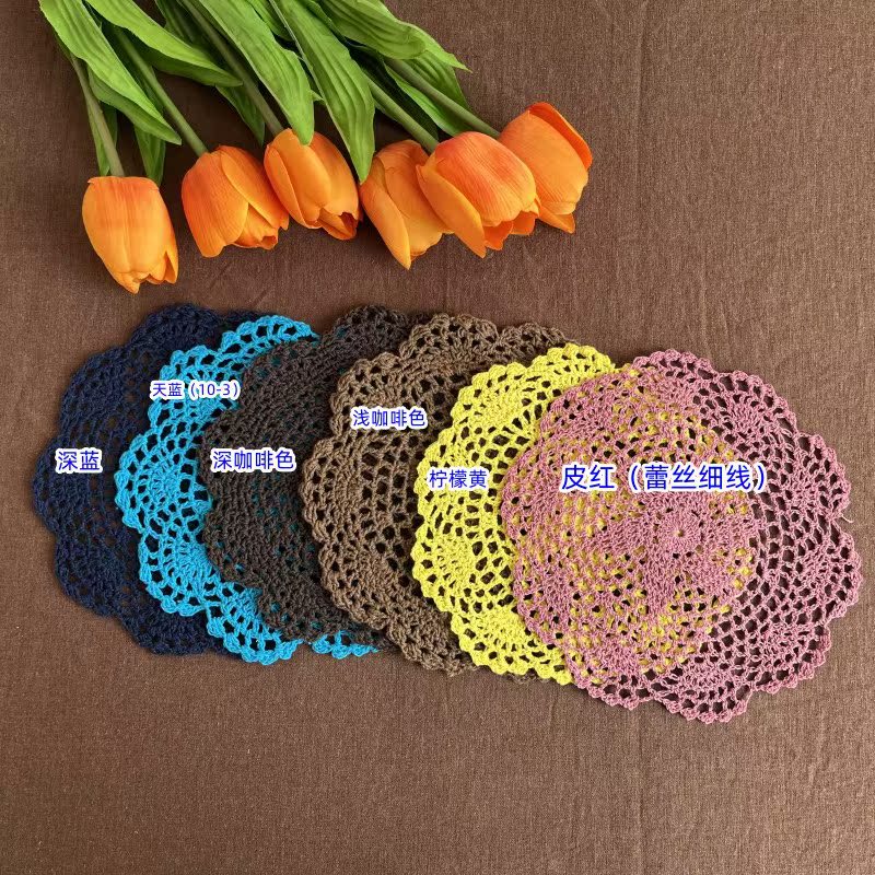 По одному каждого из 6 новых цветов