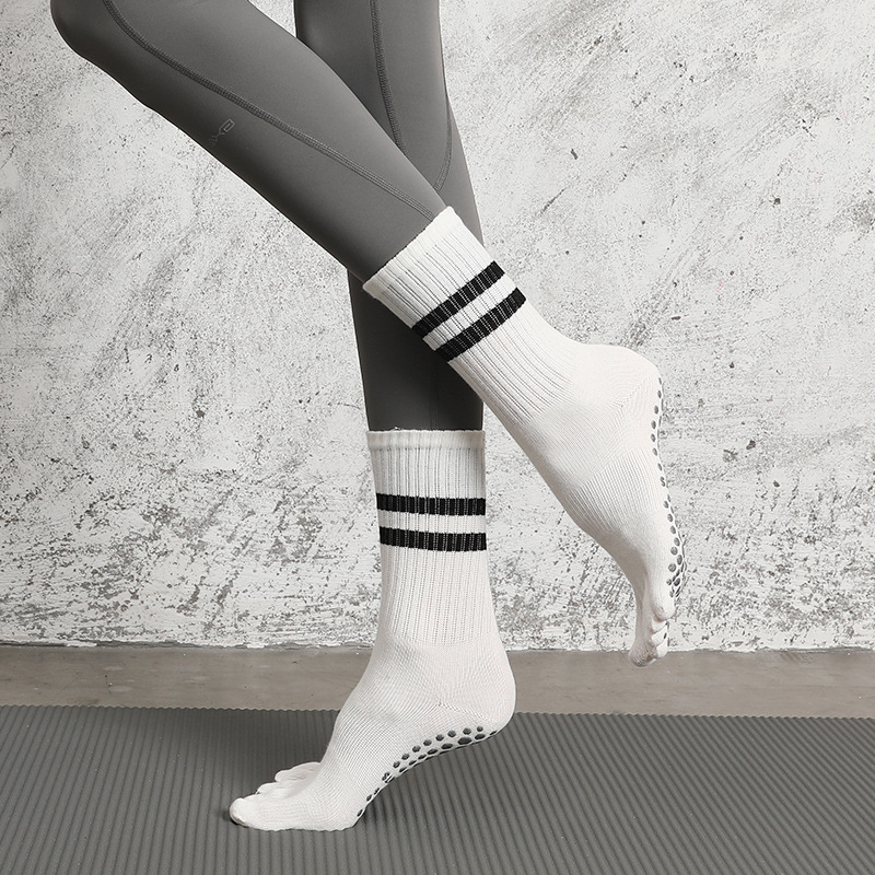 Calcetines largos de yoga antideslizantes para mujer, medias profesionales de media pantorrilla para Pilates, calcetines deportivos a rayas para fitness, primavera