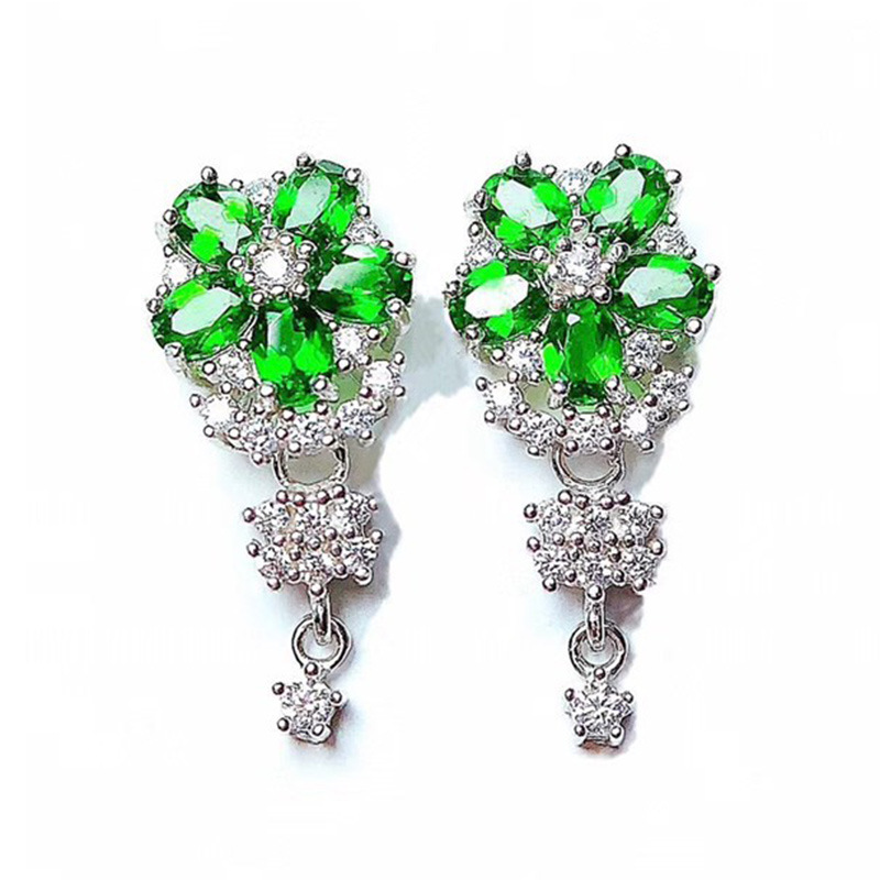 Korean Style New Elegant Green Zircon Flower Women's Copper Earrings display picture 1