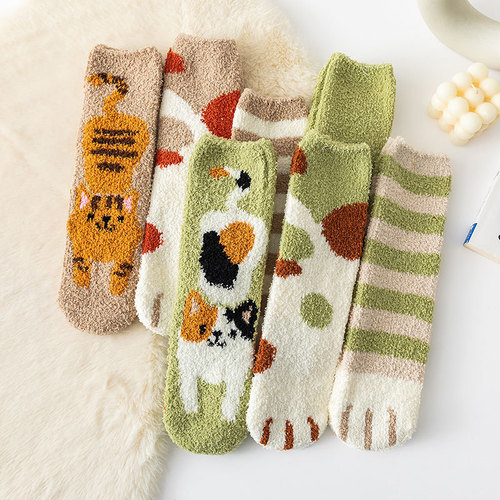 New autumn and winter green coral velvet mid-calf socks cartoon cat claw socks plus velvet thickened women's socks sleep socks wool socks