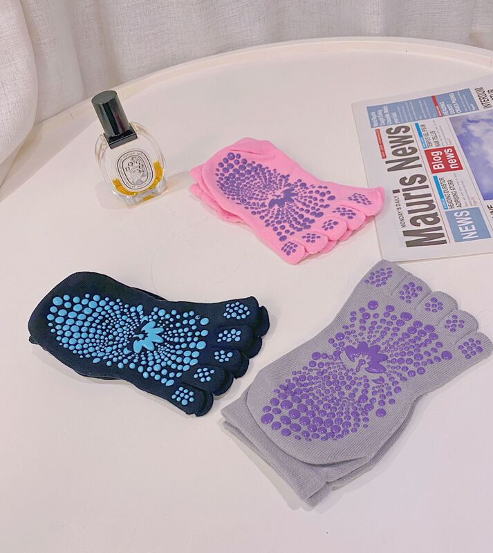 [Factory Direct Supply] 2021 Autumn New Five Toes All-inclusive Yoga Socks Toe Socks Ballet Pilates Dance Socks
