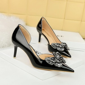 638-AH23 European and American style banquet high heels, thin heels, shallow mouth, pointed patent leather side hollowed