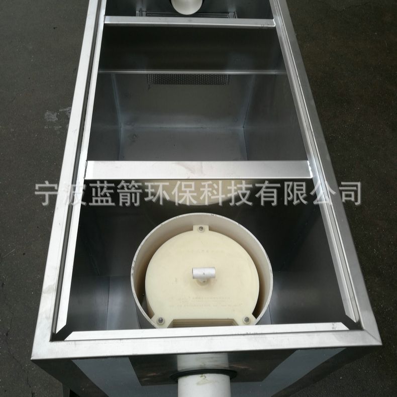 自动静音不锈钢隔油池生产餐饮用油水分离器油污过滤设备干湿分离