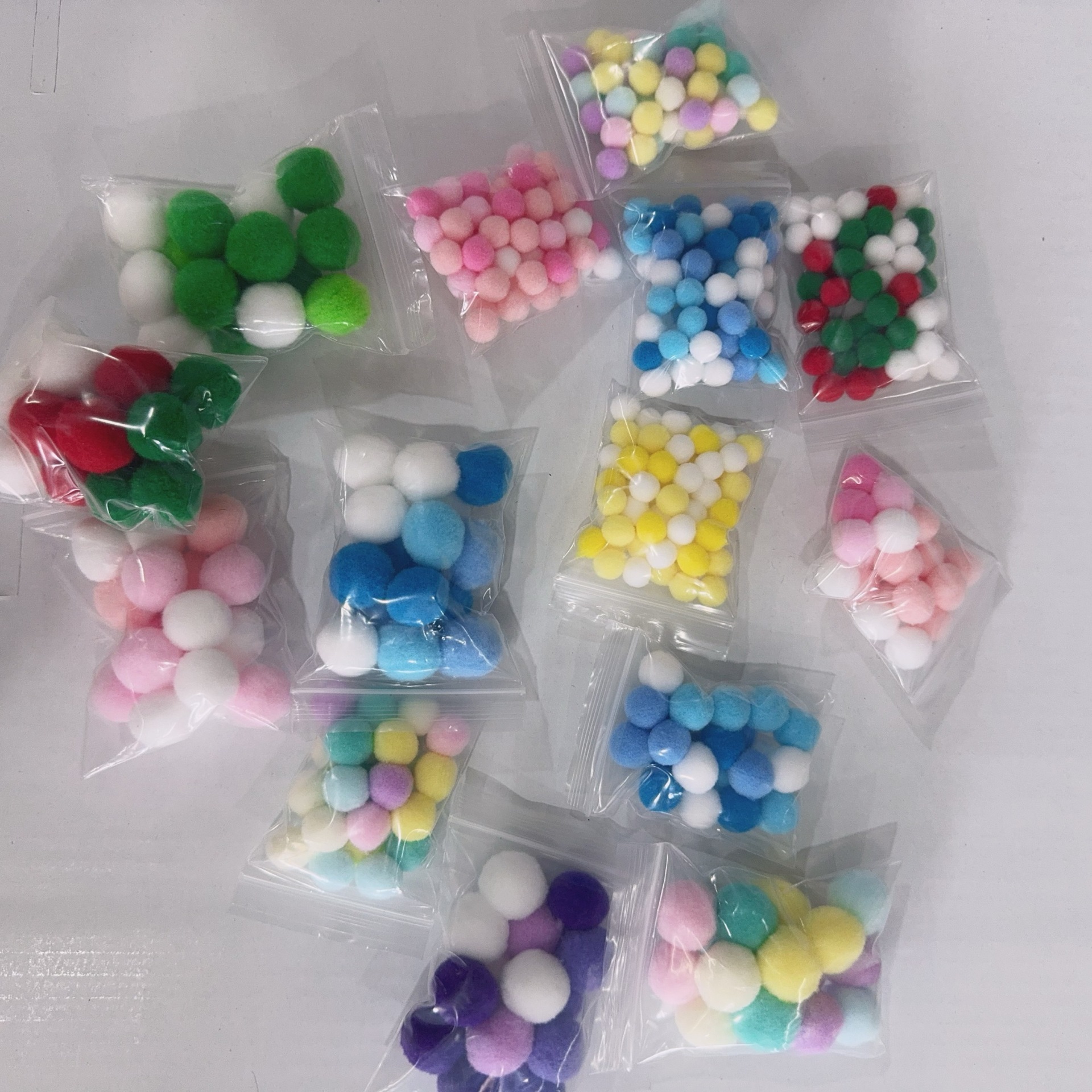 RY应援扇各类装饰  小毛球儿童早教毛绒球高弹毛球 diy辅料夹子其