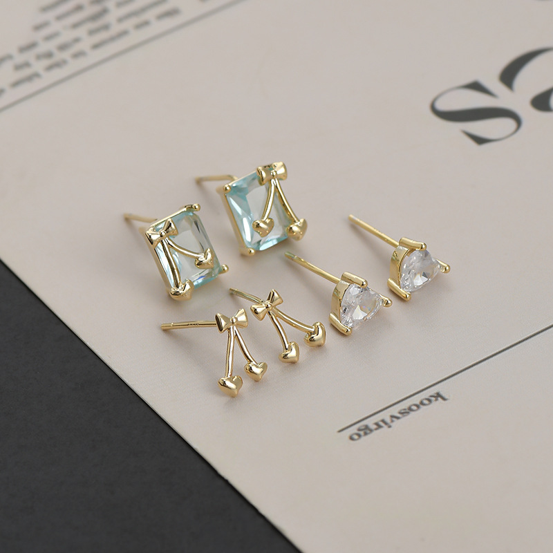 Copper Material 1 Set Simple Style Square Heart Shape Bow Knot Plating Inlay Copper Zircon Ear Studs