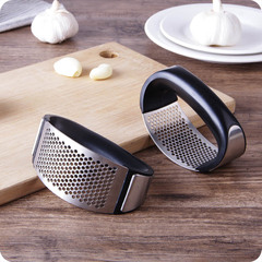 Garlic Press Grater New Ring Stainless Steel Garlic Masher Garlic Paste Clip Gadget Garlic Peeler Home Kitchen Small Tool