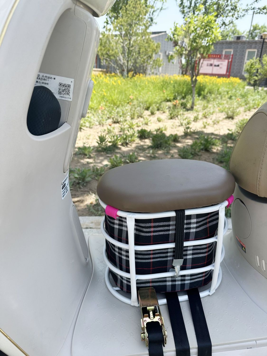 Electric Vehicle Child Seat with Storage, Foldable Seat with Storage, Special Baby Seat