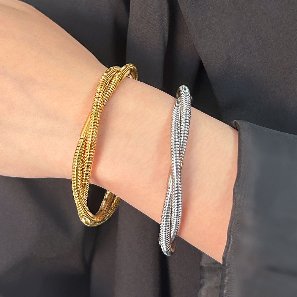 Bracelets Classification Retro Classic Style Solid Color 304 Stainless Steel Bracelets In Bulk