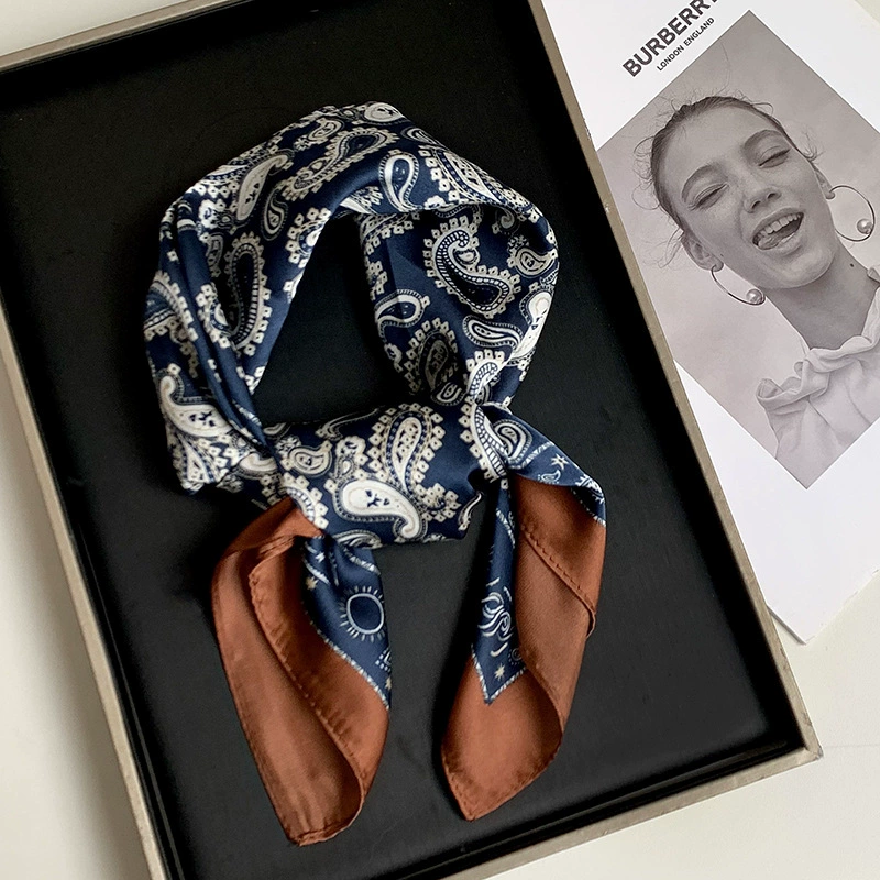 Новый шелковый шарф для женщин, модный, универсальный, элитный, квадратный шарф в стиле ретро, ​​защита от солнца в корейском стиле, шелковый шарф, весенний, летний и осенний шарф