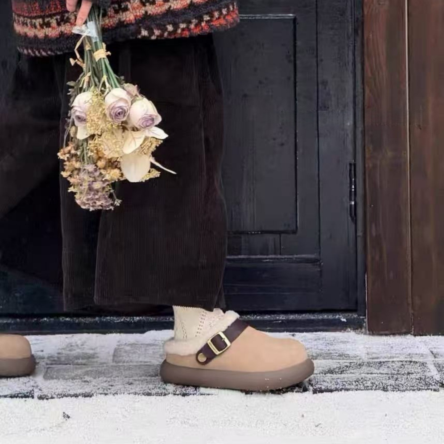 Zoccoli da donna foderati in pelliccia sintetica - Scarpe invernali slip-on con suola spessa, punta rotonda e interno in pile caldo per un comfort casual. Scarpe in cotone_voghion.com