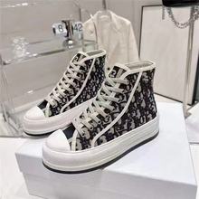 2025新款女鞋韩版高帮厚底增高刺绣帆布鞋时尚百搭小白鞋休闲板鞋