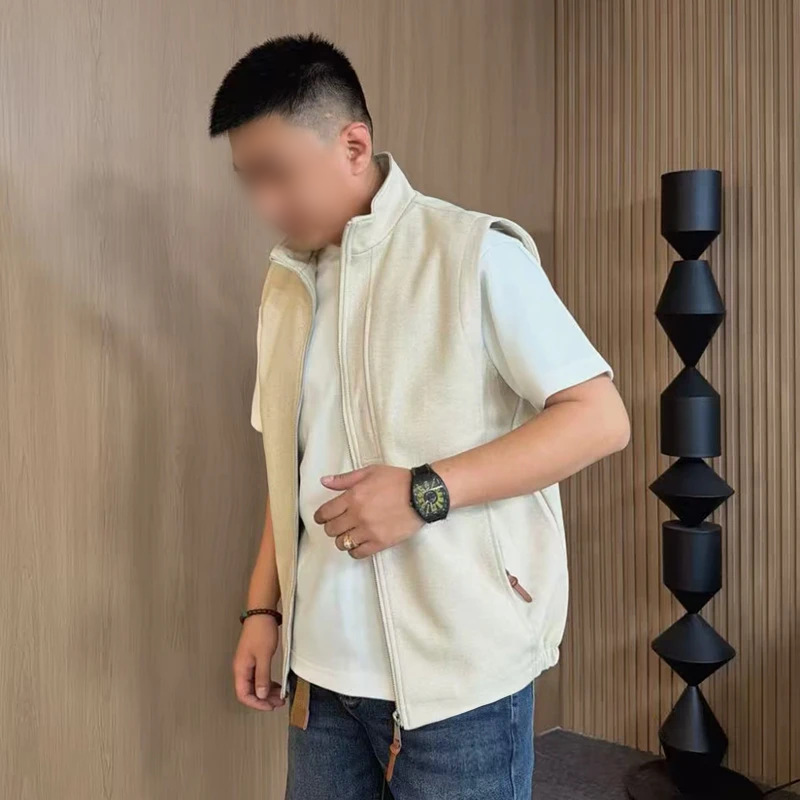 秋季新款老钱风马甲男士时尚高级感休闲立领上衣百搭纯色无袖坎肩