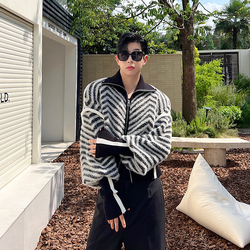 Designer fashion brand faux mink velvet sweater men's and women's striped lapel coat winter waist-tight elegant zipper cardigan Designer fashion brand faux mink velvet sweater men's and women's striped lapel coat winter waist-tight elegant zipper cardigan