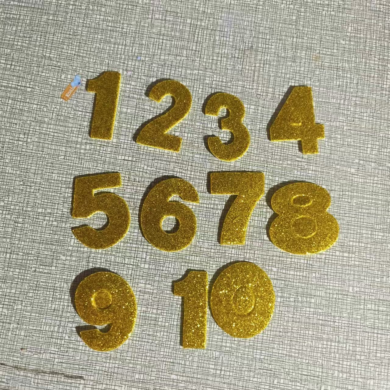 Amazon cross-border pet cumpleaños sombrero perro gato niño cumpleaños party polvo brillante sombrero vestido de baile