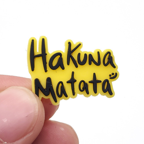 Cross-border special supply of interesting middle finger hole-in-the-wall shoes, floral shoe buckles, pvc soft rubber plastic shoe accessories, cror jewelry accessories