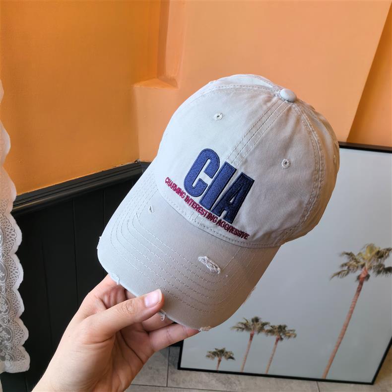 Korean Style Embroidered Letter Baseball Cap for Men and Women, Summer Street Fashion Retro Distressed Wide-Brimmed Duckbill Cap
