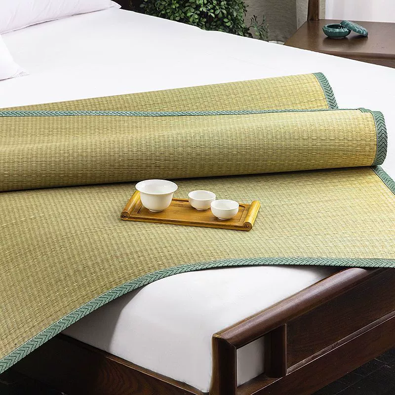 Factory direct selling natural grass mats 1.8 double 1.5 straight gangsa mats 0.9 single student dormitory dormitory folding